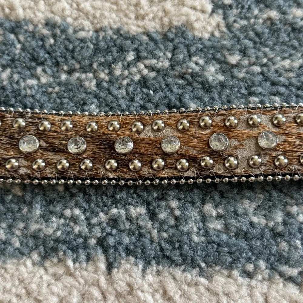 Nocona Cowgirls Rule Leather Belt Rhinestone Hair on Hide‎ Brown Size 22